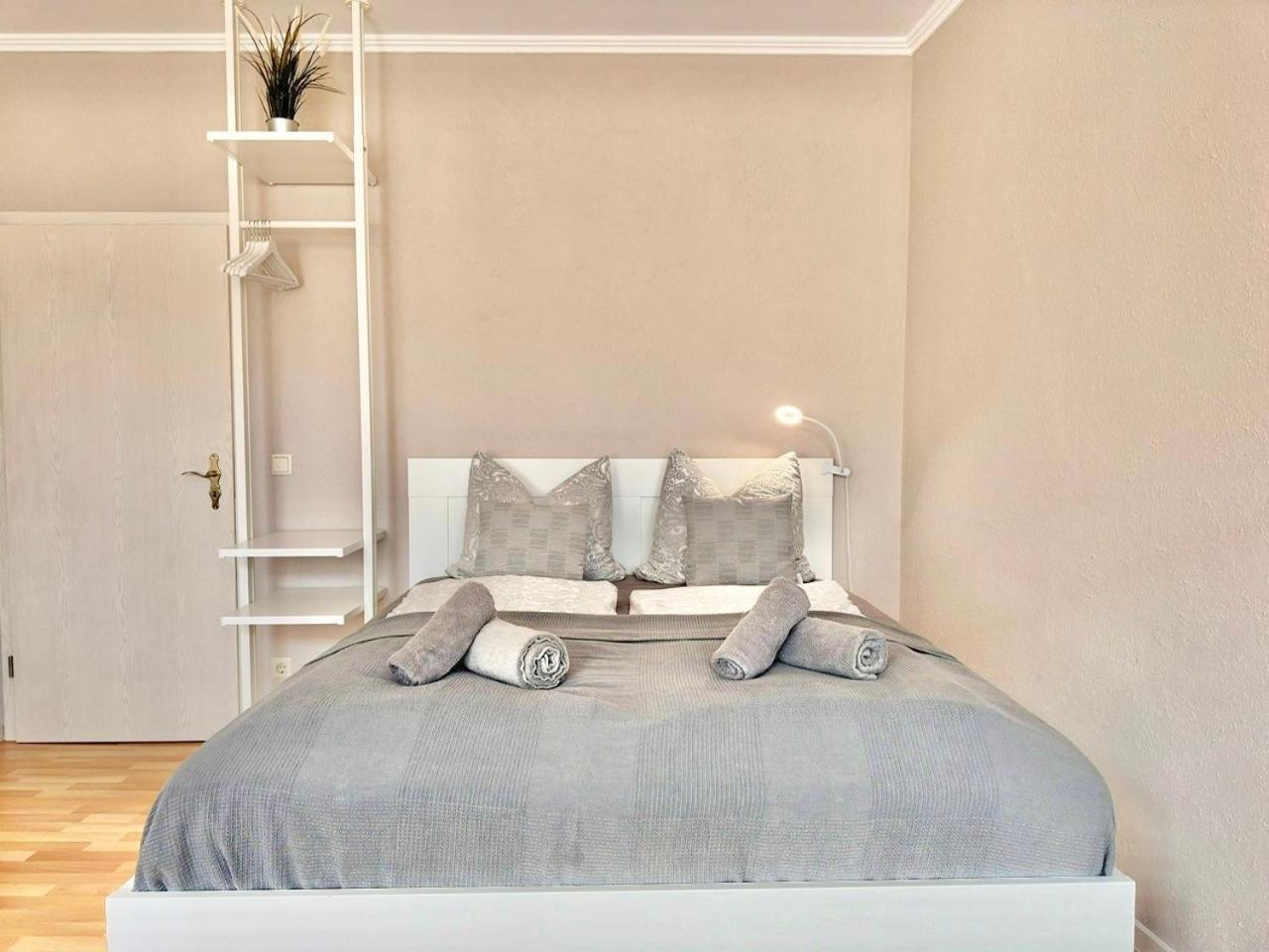 Appartement "Stadtgefluester" Im Zentrum, Inkl Stellplatz, 2 Betten, Babybett, Balkon, Gratis Kaffee Und Tee, Wlan Bautzen Eksteriør bilde