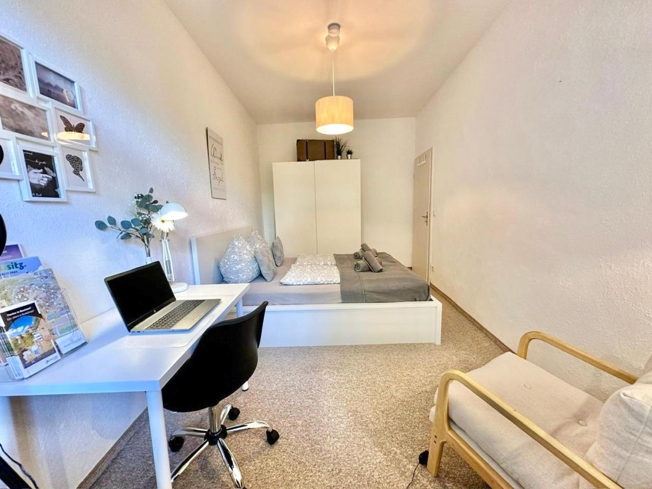 Appartement "Stadtgefluester" Im Zentrum, Inkl Stellplatz, 2 Betten, Babybett, Balkon, Gratis Kaffee Und Tee, Wlan Bautzen Eksteriør bilde